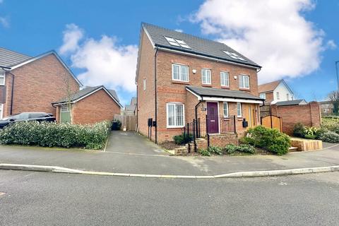 3 bedroom semi-detached house for sale, Montagu Drive, Wolverhampton WV14