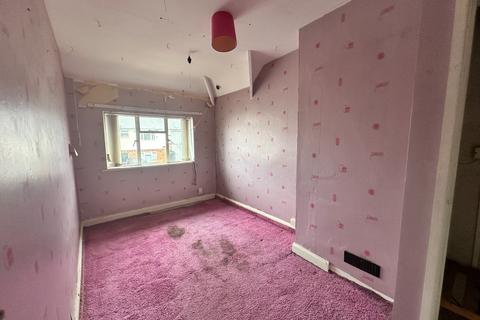 3 bedroom end of terrace house for sale, Lowe Avenue, Wednesbury WS10