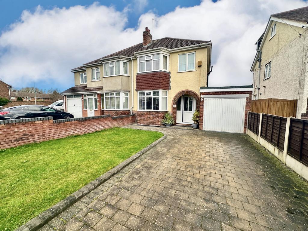 Hyde Road, Wednesfield WV11 3 bed semidetached house for sale £240,000