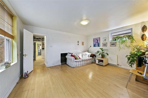 3 bedroom apartment for sale, Priory Road, Kew, Surrey, TW9