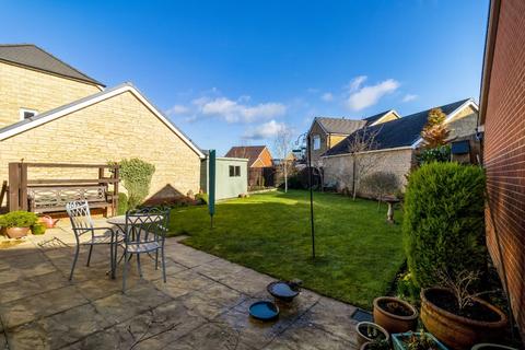 4 bedroom detached house for sale, Dyehouse Field, Kings Stanley, Stonehouse, Gloucestershire, GL10