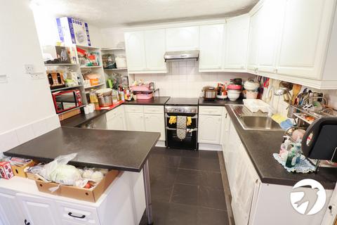 10 Blakemore Way, Belvedere, DA17 5RP