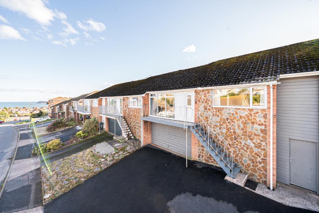 Cherry Brook Drive, Paignton TQ4 2 bed terraced bungalow for sale £