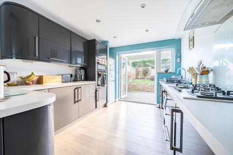 13 Cherry Brook Drive, Paignton, TQ4 7NB