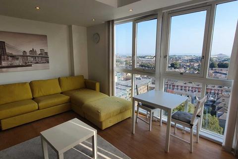 2 bedroom apartment for sale, Admiral House, Cardiff