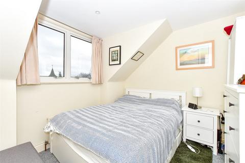 2 bedroom flat for sale, Western Road, Lewes, East Sussex