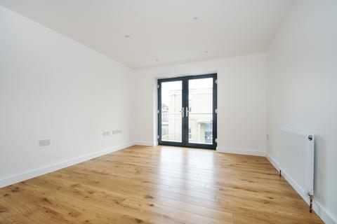2 bedroom apartment to rent - Lambton Road Raynes Park SW20