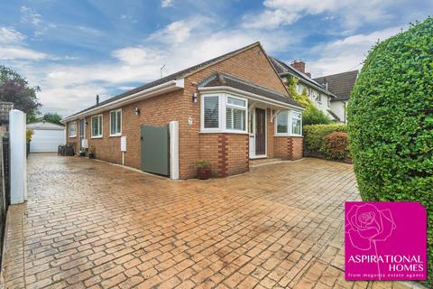 4 bedroom detached bungalow for sale - Ringstead