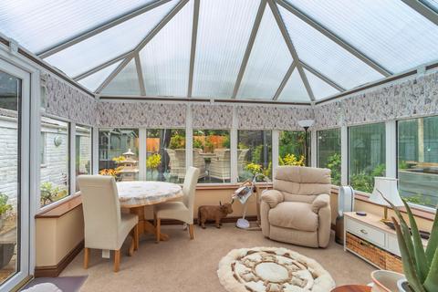 4 bedroom detached bungalow for sale - Ringstead