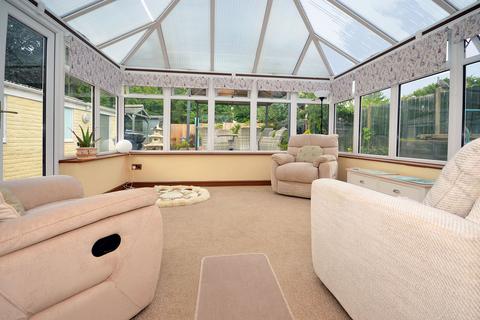 4 bedroom detached bungalow for sale, Ringstead