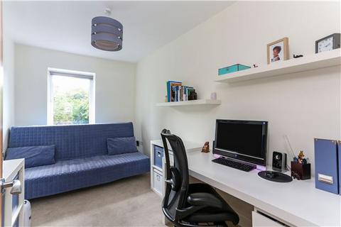 13 Pollard Road, Morden, SM4 6EG