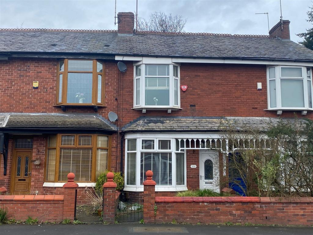 Middleton Road, Chadderton 2 bed terraced house for sale £210,000
