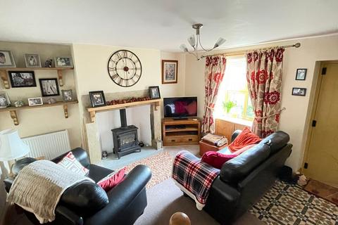 2 bedroom cottage for sale - The Green, Penistone, S36