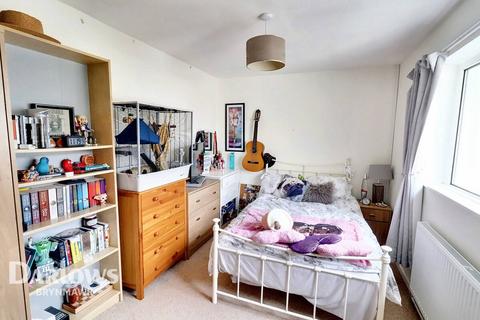 28 Dale View, Nantyglo, Ebbw Vale, NP23 4QZ