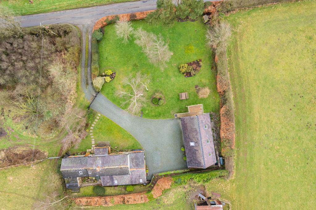 Leighton, Welshpool SY21 4 bed detached house for sale £595,000