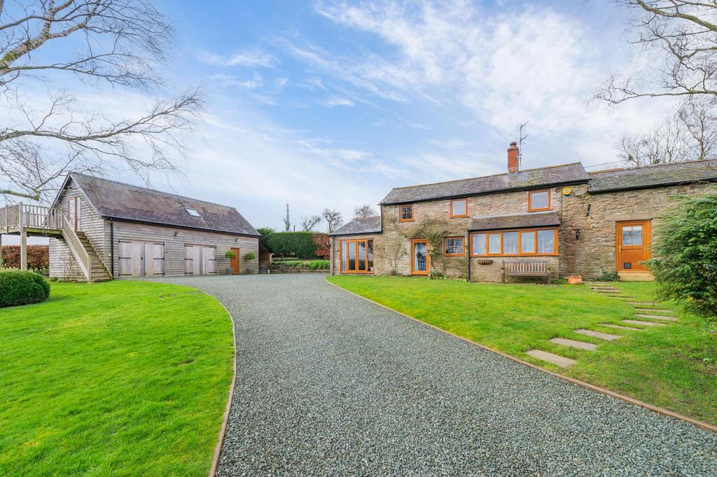 Leighton, Welshpool SY21 4 bed detached house for sale £595,000