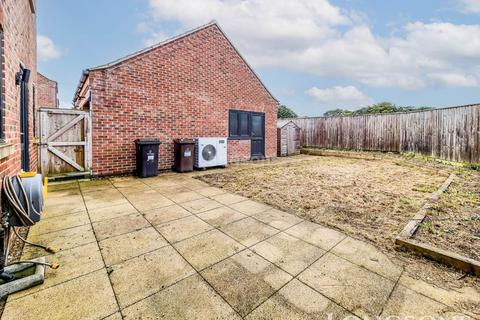 1 Bishop Drive, Swaffham, PE37 7FE