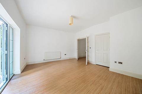 49 Bath Place, Winchester, SO22 5HH