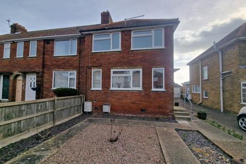 3 bedroom semi-detached house to rent, Lydia Road, Walmer, CT14