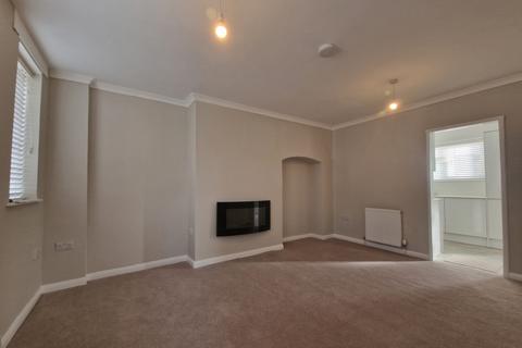 3 bedroom semi-detached house to rent, Lydia Road, Walmer, CT14