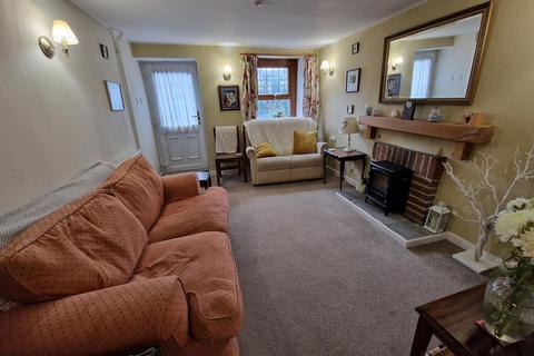 2 bedroom terraced house for sale, Middle Street, TA18