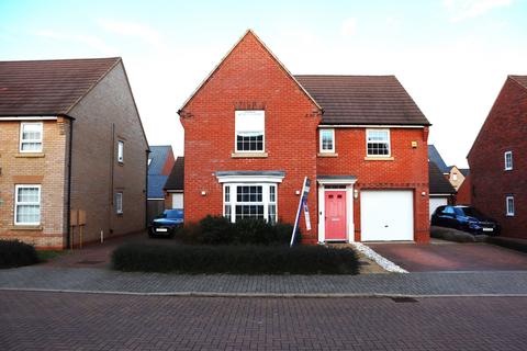 4 bedroom detached house to rent, Lamport Crescent, Milton Keynes MK10