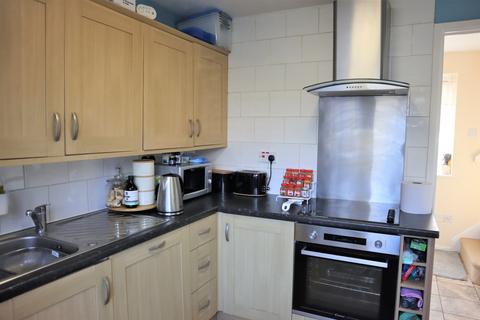 3 bedroom semi-detached house to rent, Rhodes Place, Milton Keynes MK6