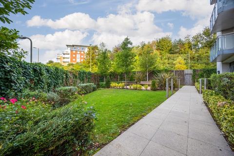 Flat 7, Western Gate Alencon Link, Basingstoke, RG21 7PP