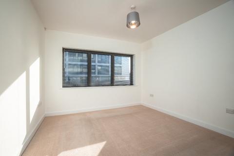 Flat 7, Western Gate Alencon Link, Basingstoke, RG21 7PP