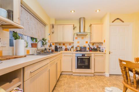 3 Bodiam Close, Thrapston, Kettering, NN14 4SB