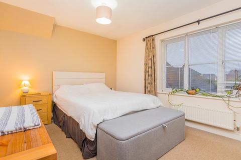 3 Bodiam Close, Thrapston, Kettering, NN14 4SB