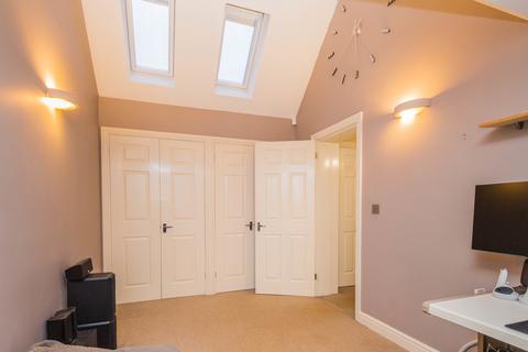 3 Bodiam Close, Thrapston, Kettering, NN14 4SB
