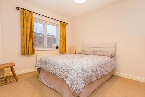 3 Bodiam Close, Thrapston, Kettering, NN14 4SB