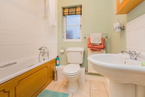 3 Bodiam Close, Thrapston, Kettering, NN14 4SB