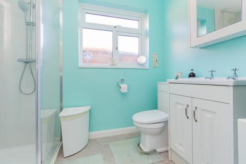 3 Drayton Road, Irthlingborough, Wellingborough, NN9 5TA