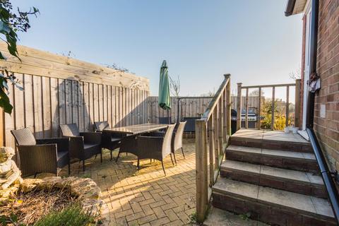3 Drayton Road, Irthlingborough, Wellingborough, NN9 5TA