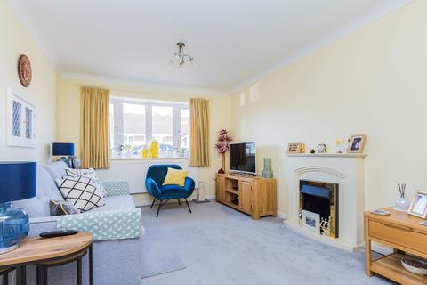 7 Drayton Place, Irthlingborough, Wellingborough, NN9 5TD