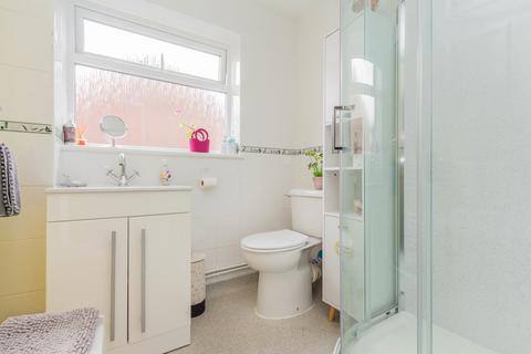 7 Drayton Place, Irthlingborough, Wellingborough, NN9 5TD