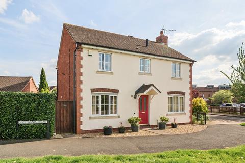 4 bedroom detached house for sale, Snowdonia Road, Walton Cardiff, Tewkesbury