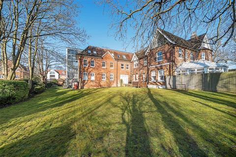 2 bedroom apartment for sale, Rowhill Road, Swanley