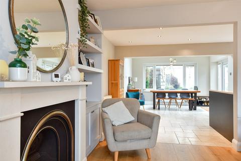 3 bedroom end of terrace house for sale, Crabtree Avenue, Brighton, East Sussex