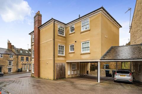 2 bedroom flat for sale, Chipping Norton,  Oxfordshire,  OX7