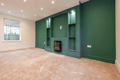 10 Avondale Crescent, Armadale, Bathgate, EH48 3HL