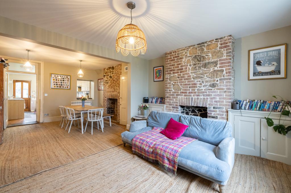 Gorey Village Main Road, Grouville, Jersey 3 bed terraced house for