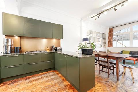 5 bedroom end of terrace house for sale, Mitchell Street, EC1V