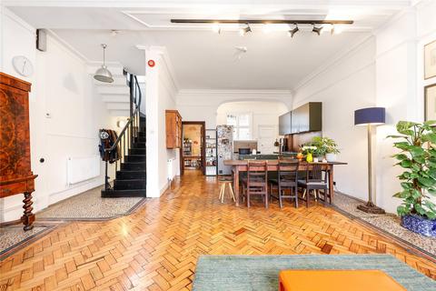 5 bedroom end of terrace house for sale - Mitchell Street, EC1V
