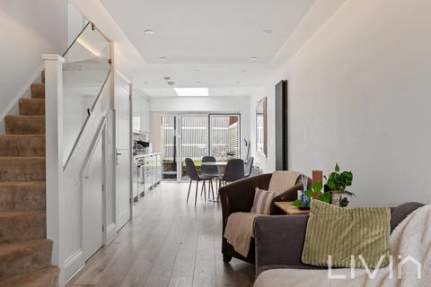 14 Lamberts Place, Croydon, CR0 2BR