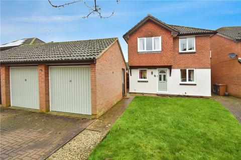 4 bedroom detached house for sale, Benedict Close, Romsey, Hampshire