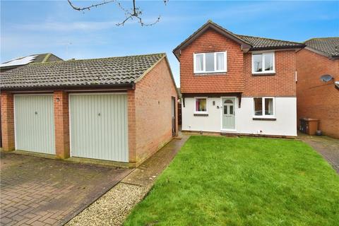 16 Benedict Close, Romsey, SO51 8PN