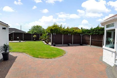 4 bedroom detached house for sale, Bartlett Drive, Whitstable